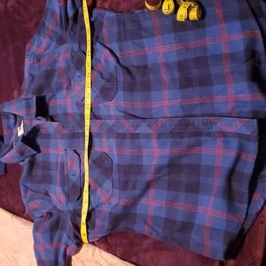 Duluth flannel shirt. Size large.